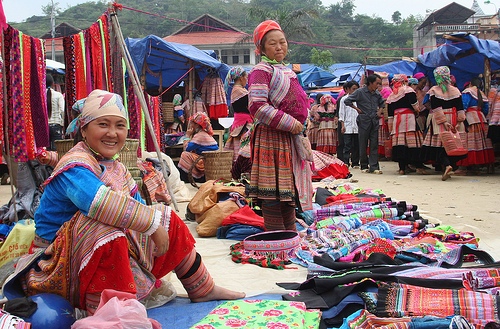 Marché ethnique de Bac Ha du dimanche - Vietnam du Nord au Sud 15jours